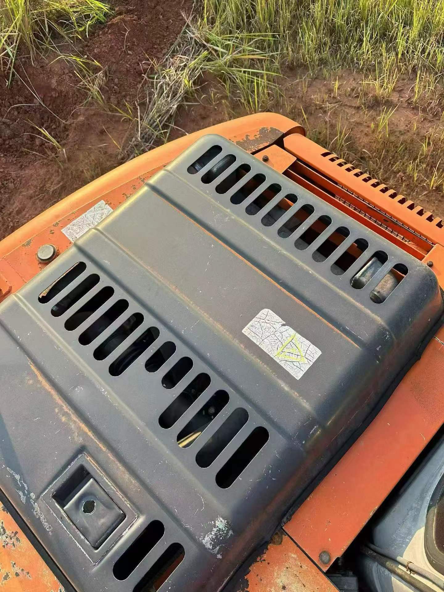 Buy Hitachi EX120-6 Used Excavator / 9 Buy Hitachi EX120-6 Used Excavator / 9