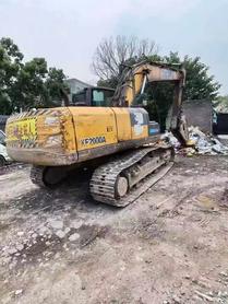 Buy XCMG XE200D Used Excavator / 3 Buy XCMG XE200D Used Excavator / 3
