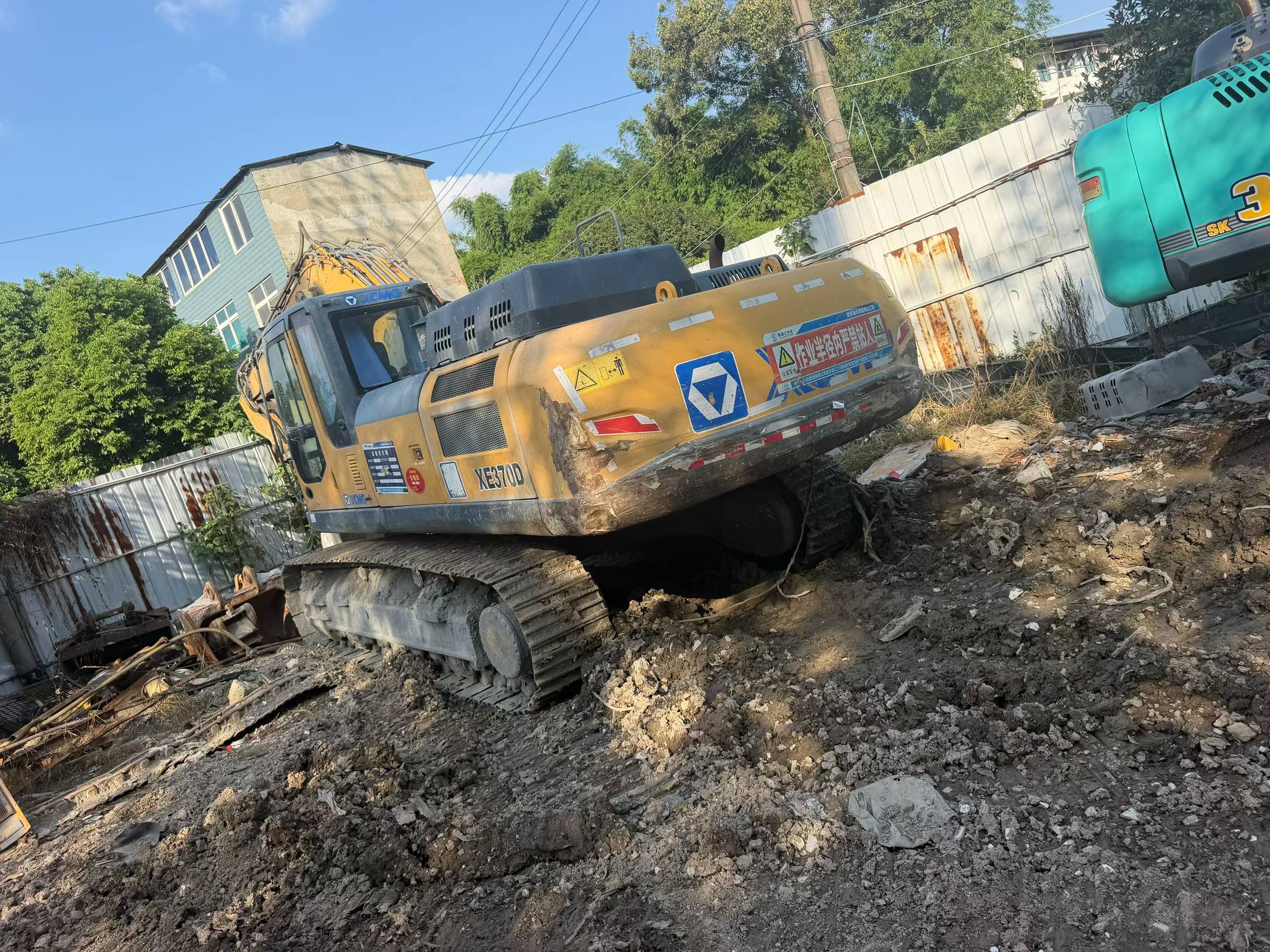 Buy XCMG XE370 Used Excavator / 1