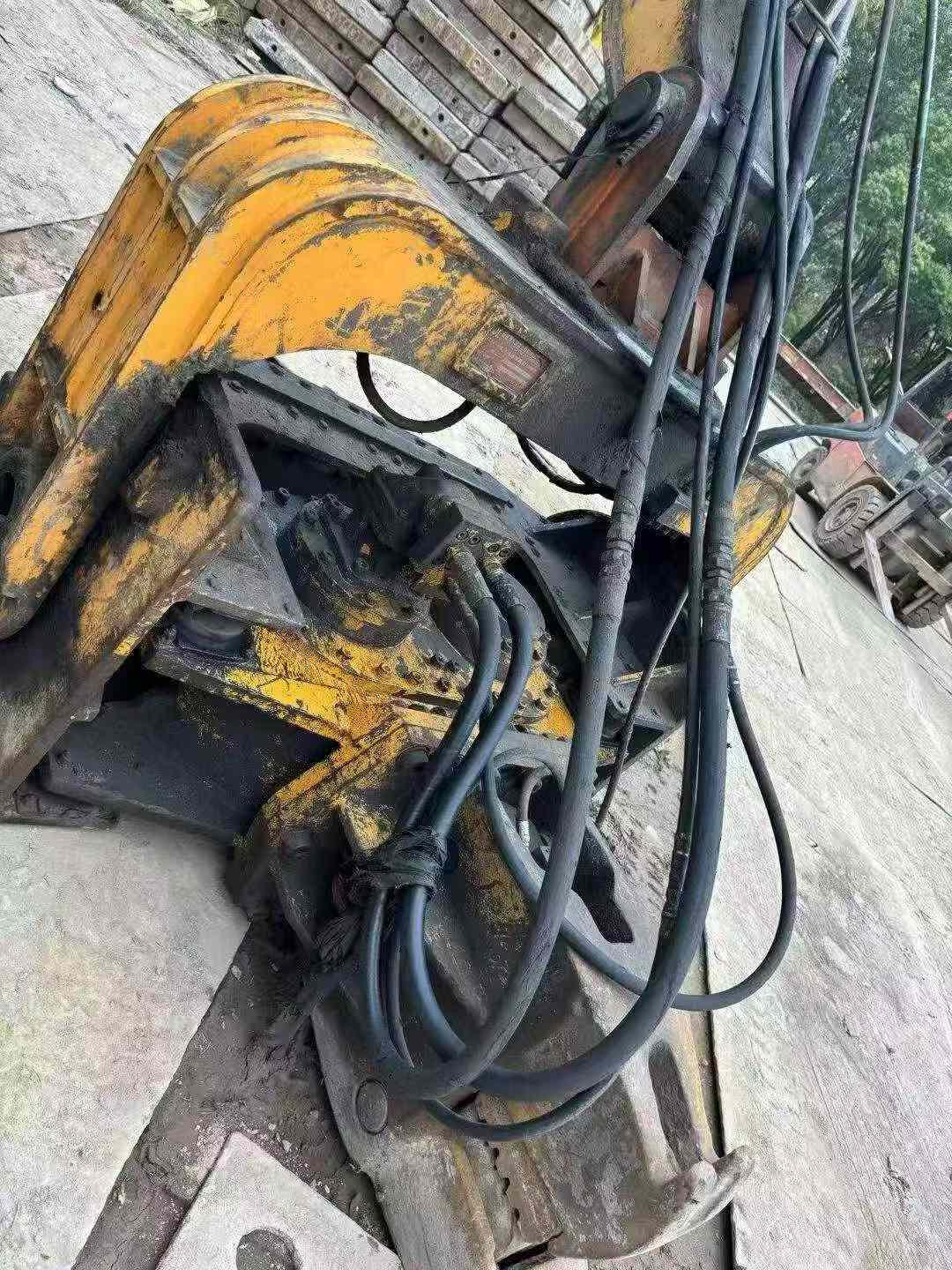 Compre Excavadora Hitachi ZX870H Usada / 9