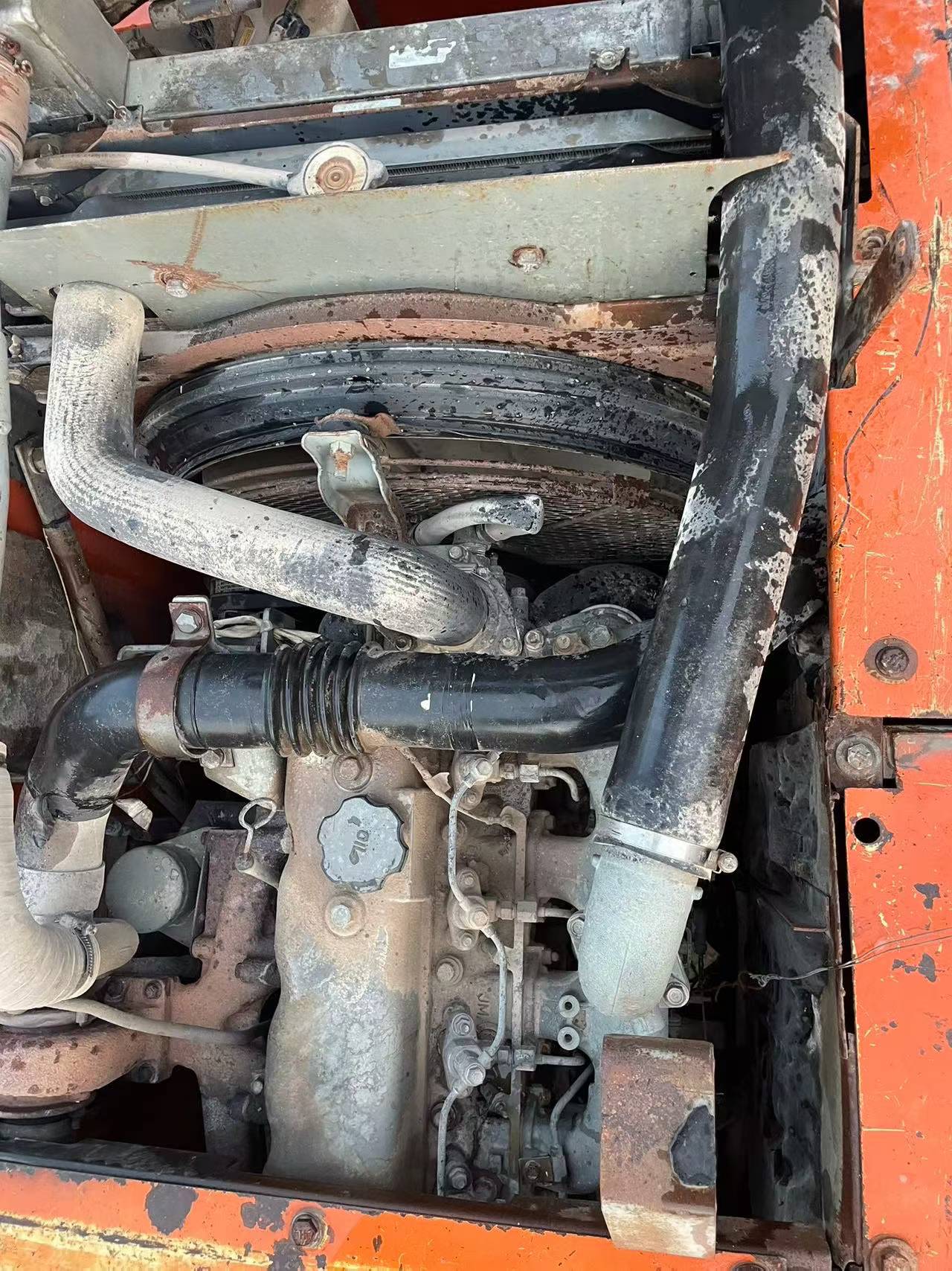 شراء حفارة Hitachi EX120-6 مستعملة / 5