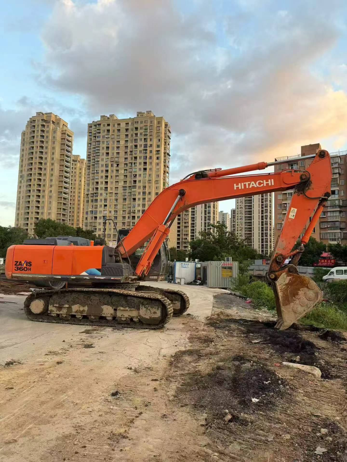 Buy Hitachi EX360-5 Used Excavator / 2 Buy Hitachi EX360-5 Used Excavator / 2