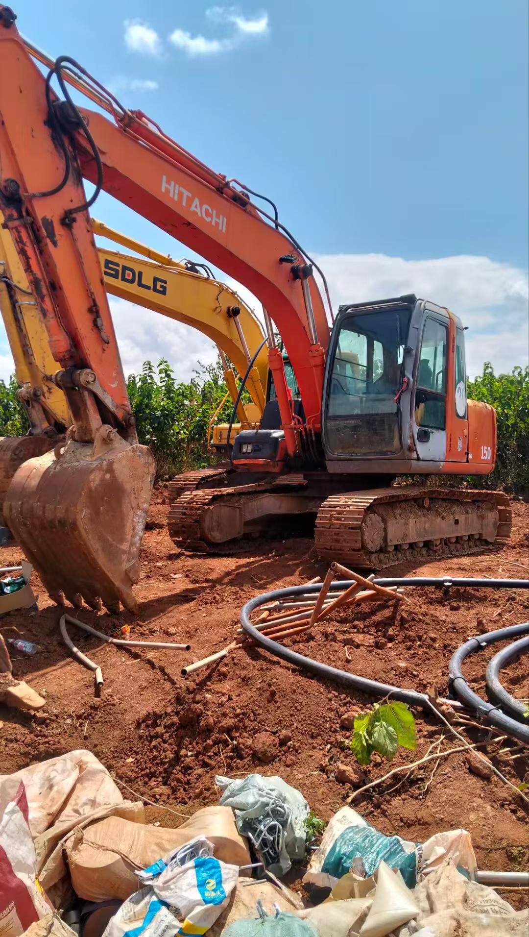 Buy Hitachi EX120-6 Used Excavator / 1