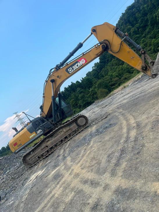 Buy XCMG XE380K Used Excavator / 1