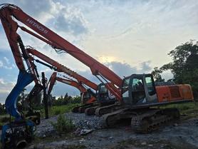 Buy Hitachi ZX240 Used Excavator / 2 Buy Hitachi ZX240 Used Excavator / 2