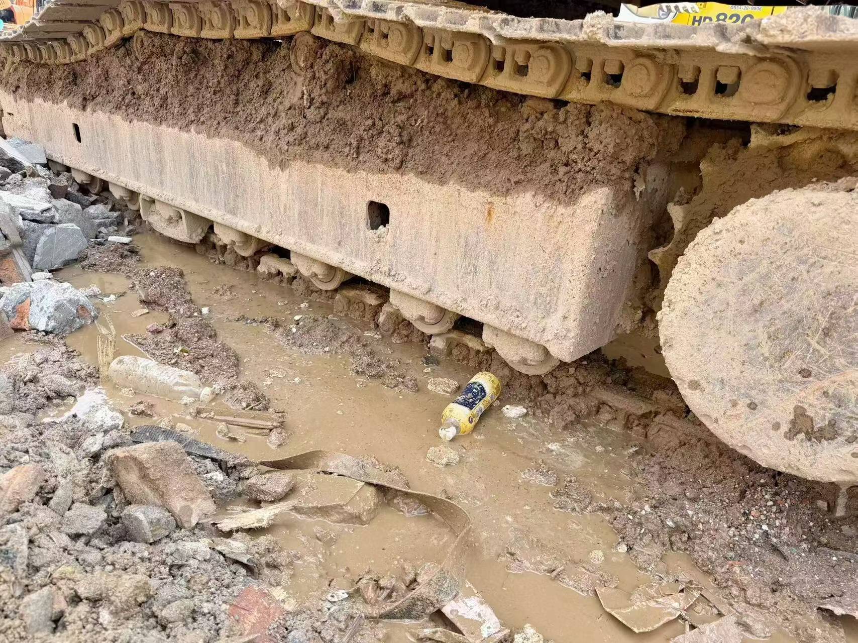 Buy Kobelco SK210-6 Used Excavator / 9 Buy Kobelco SK210-6 Used Excavator / 9