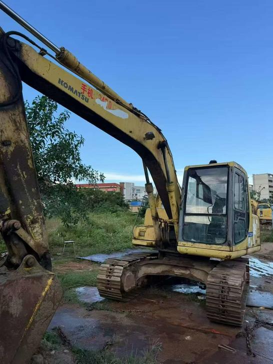 Buy Komatsu PC120-6 Used Excavator / 1