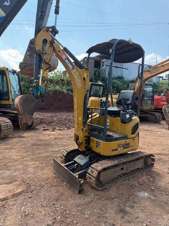 Buy XCMG XE17U Used Excavator / 1