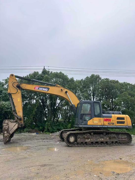 Buy XCMG XE270DK Used Excavator / 1