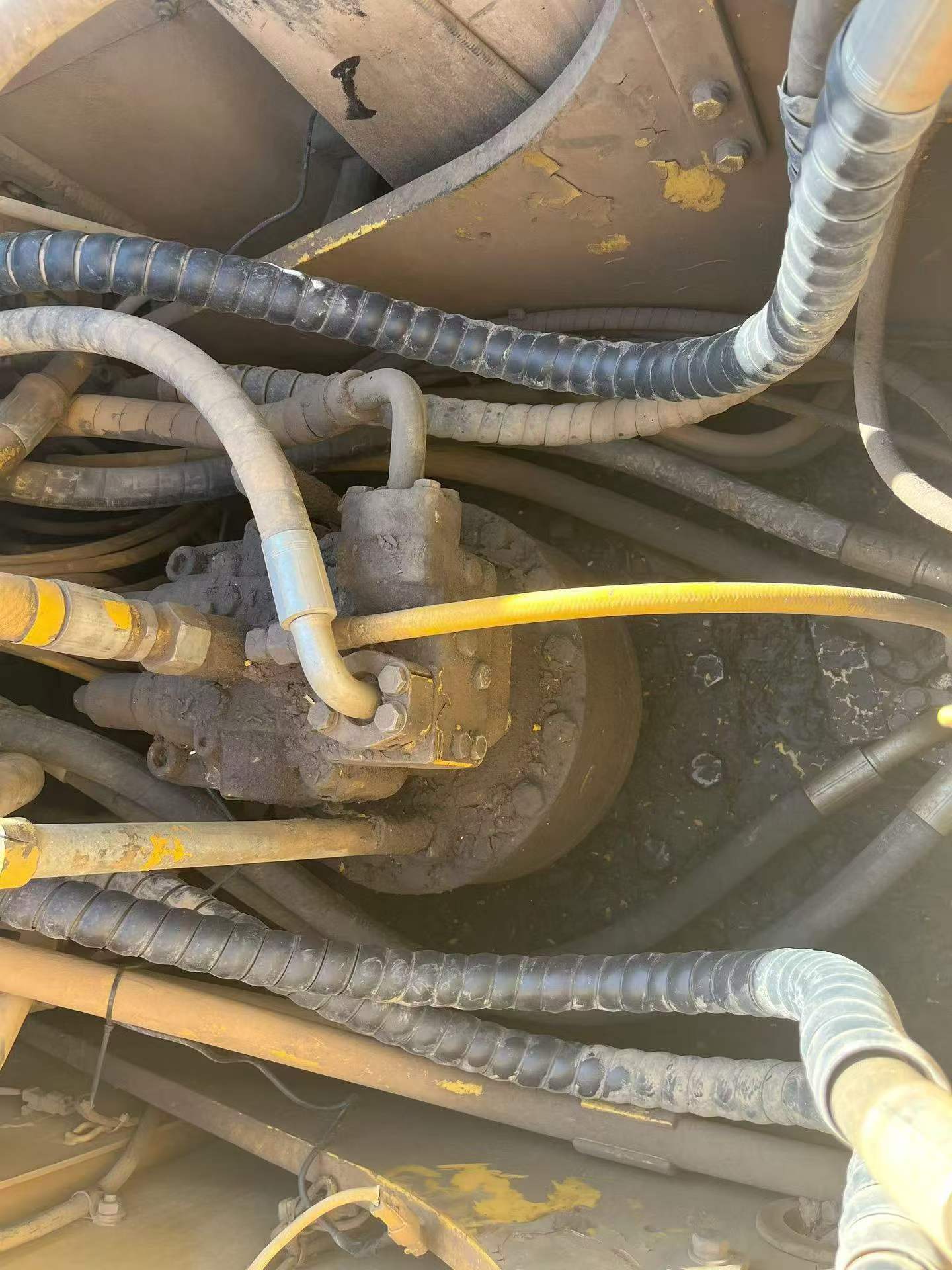 Buy Caterpillar 320D Used Excavator / 6