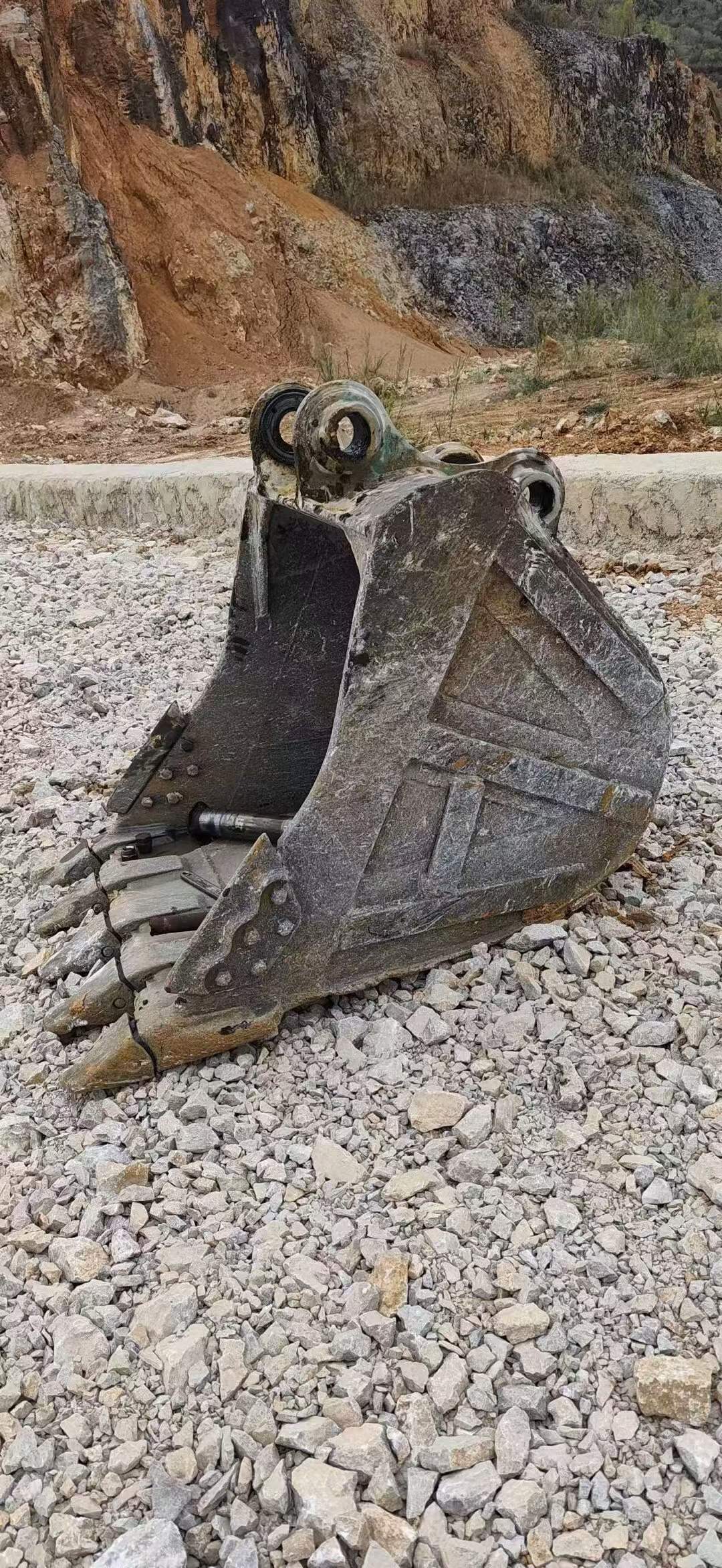 Buy Kobelco SK350-8 Used Excavator / 5