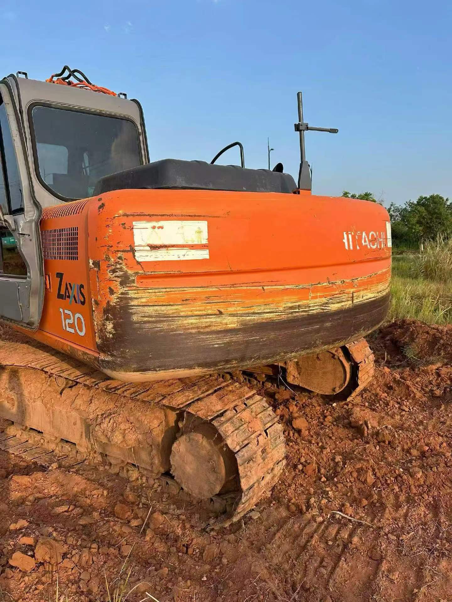 Buy Hitachi EX120-6 Used Excavator / 1