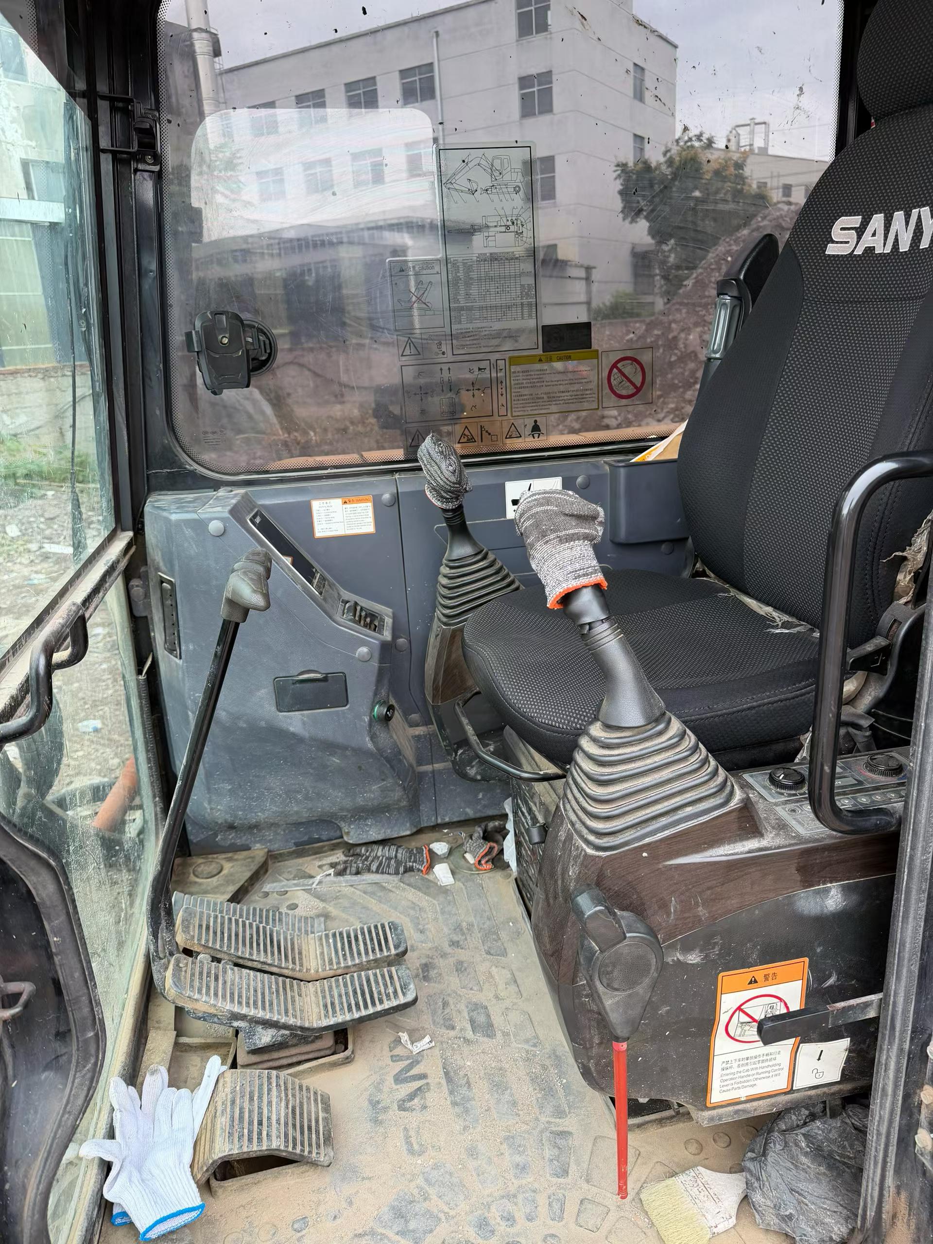 Buy Sany SY60 Used Excavator / 6
