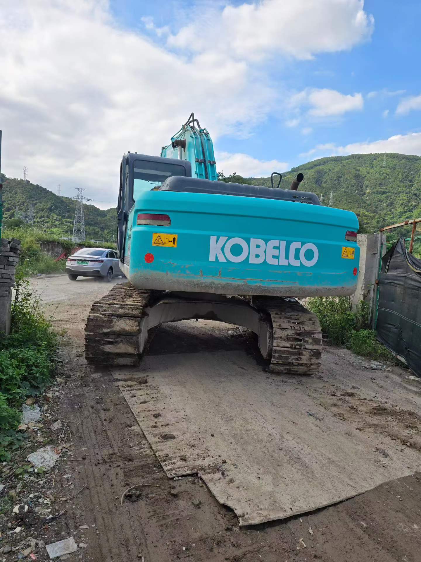 Buy Kobelco SK2008 Used Excavator / 3 Buy Kobelco SK2008 Used Excavator / 3