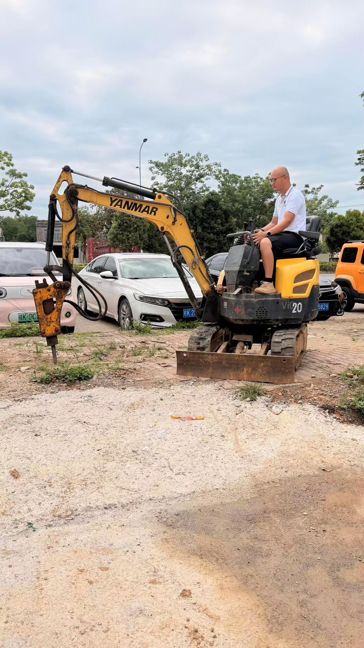 Buy Yanmar B3-3 Used Excavator / 9