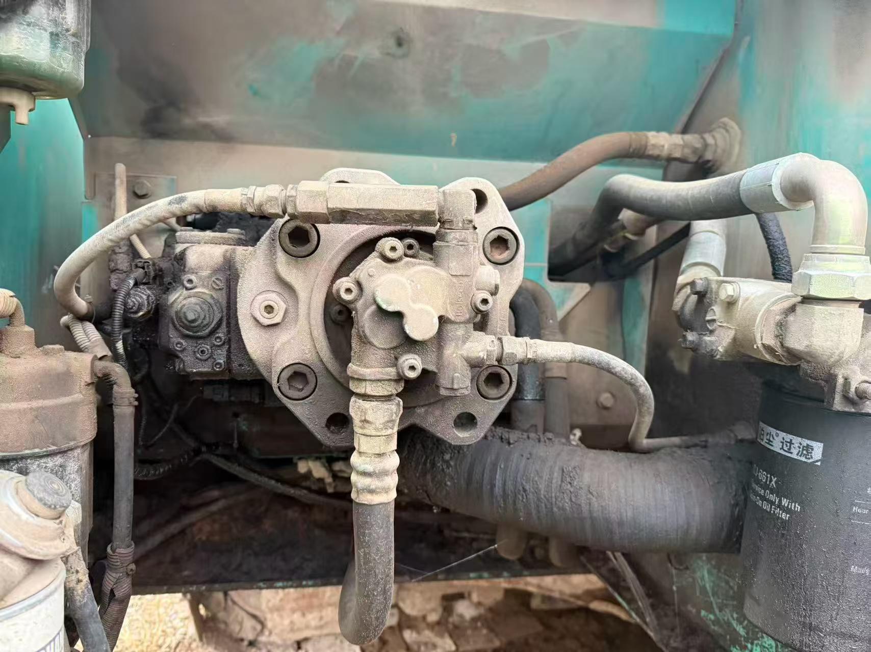 Buy Kobelco SK210 Used Excavator / 6