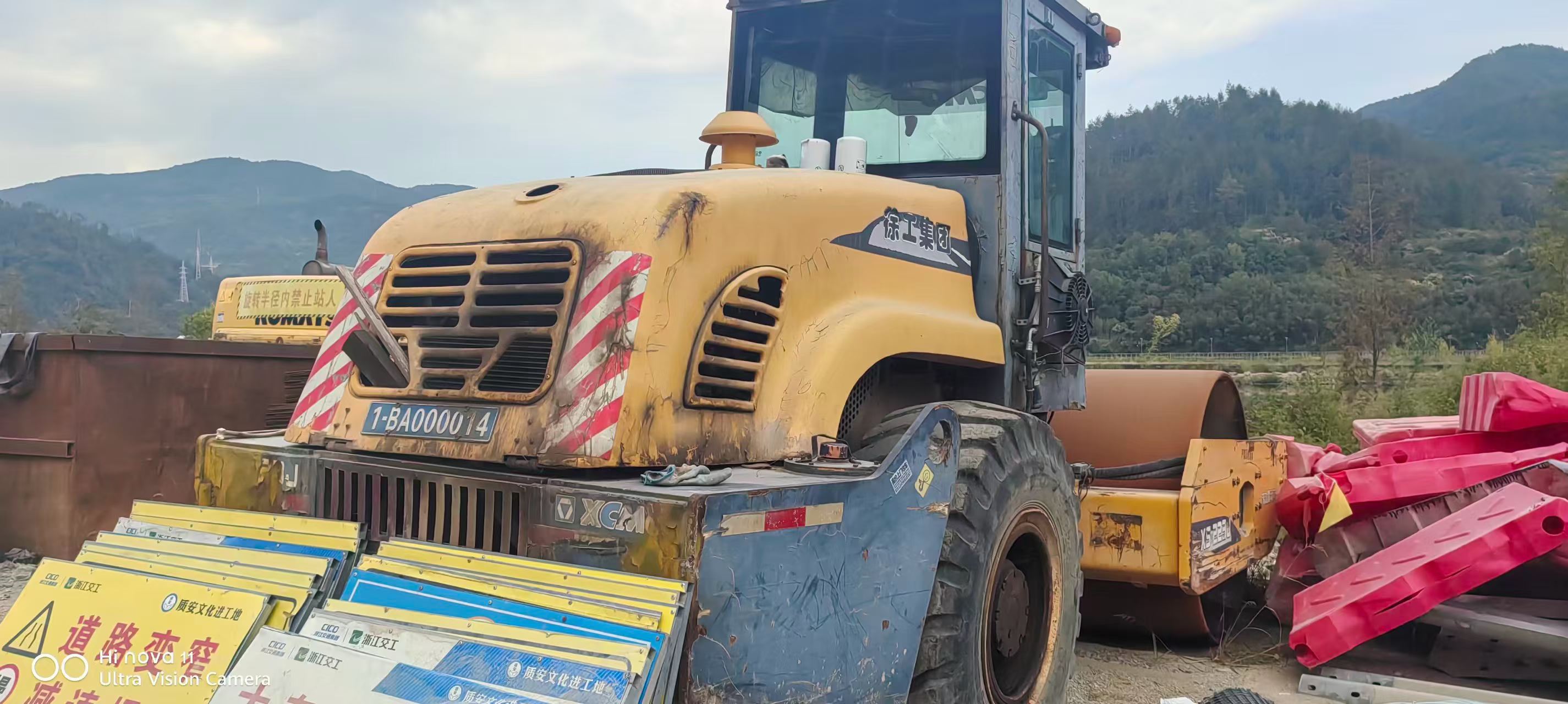 Buy XCMG Used Excavator / 2