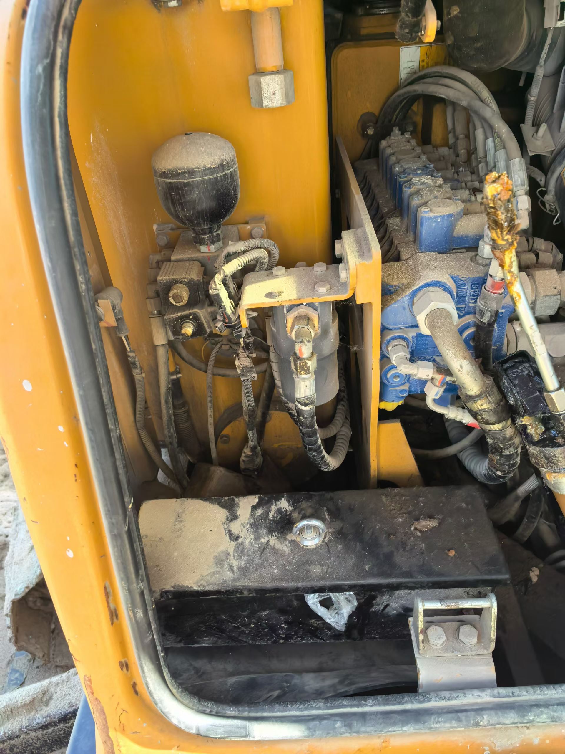 Buy Sany SY55 Used Excavator / 5