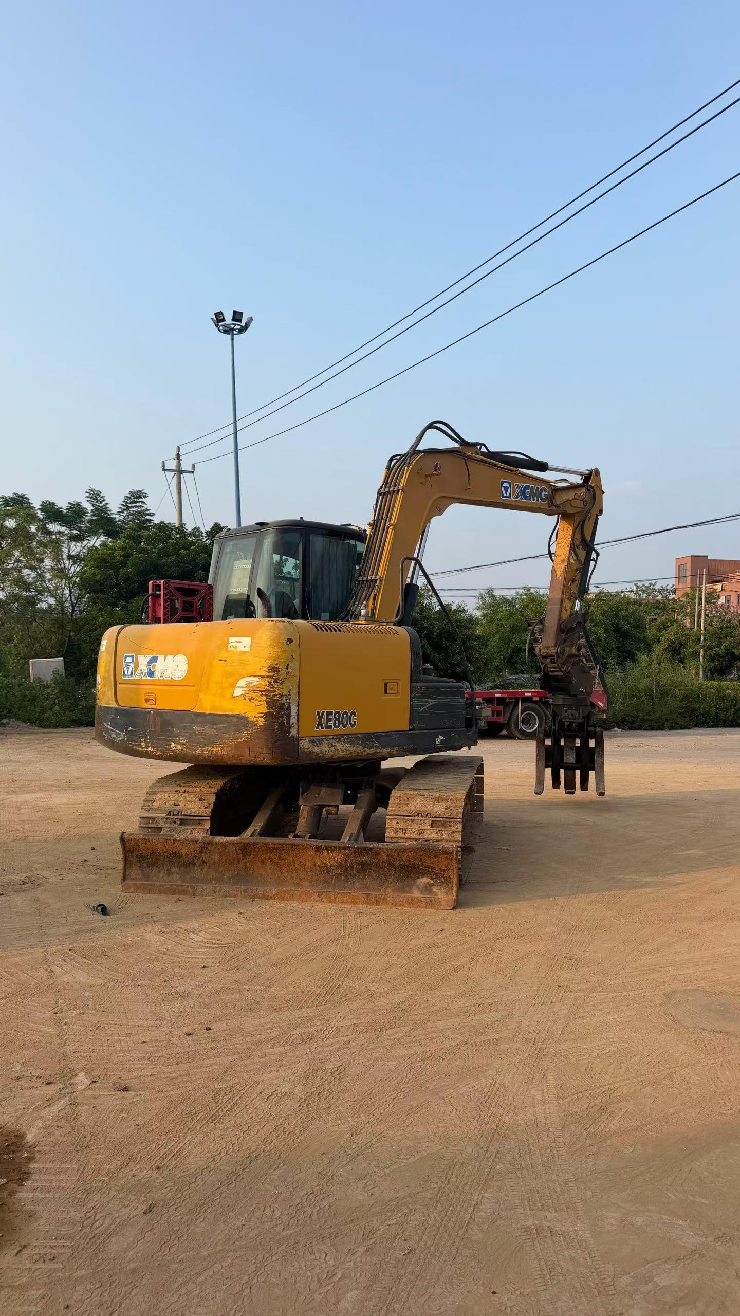 Buy XCMG XE80 Used Excavator / 2