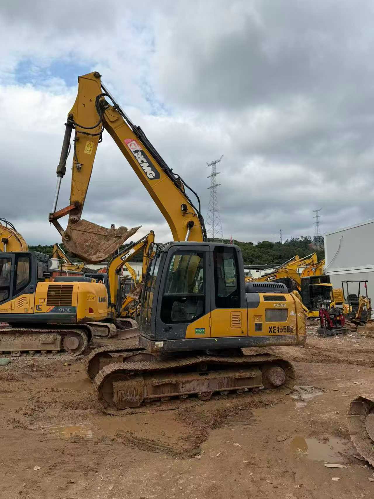 Buy XCMG XE135B Used Excavator / 5 Buy XCMG XE135B Used Excavator / 5