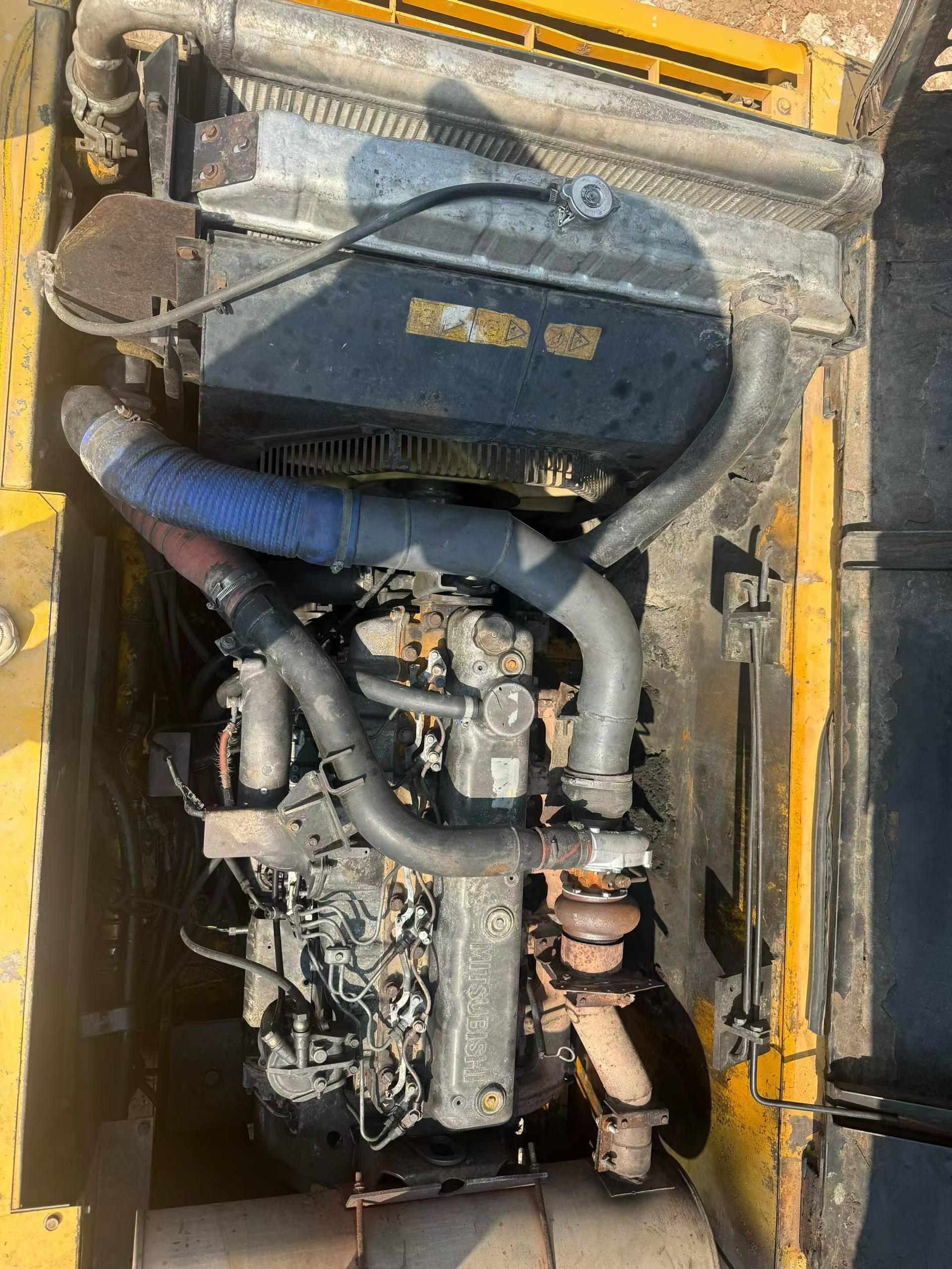 Buy Kato HD1430R Used Excavator / 8
