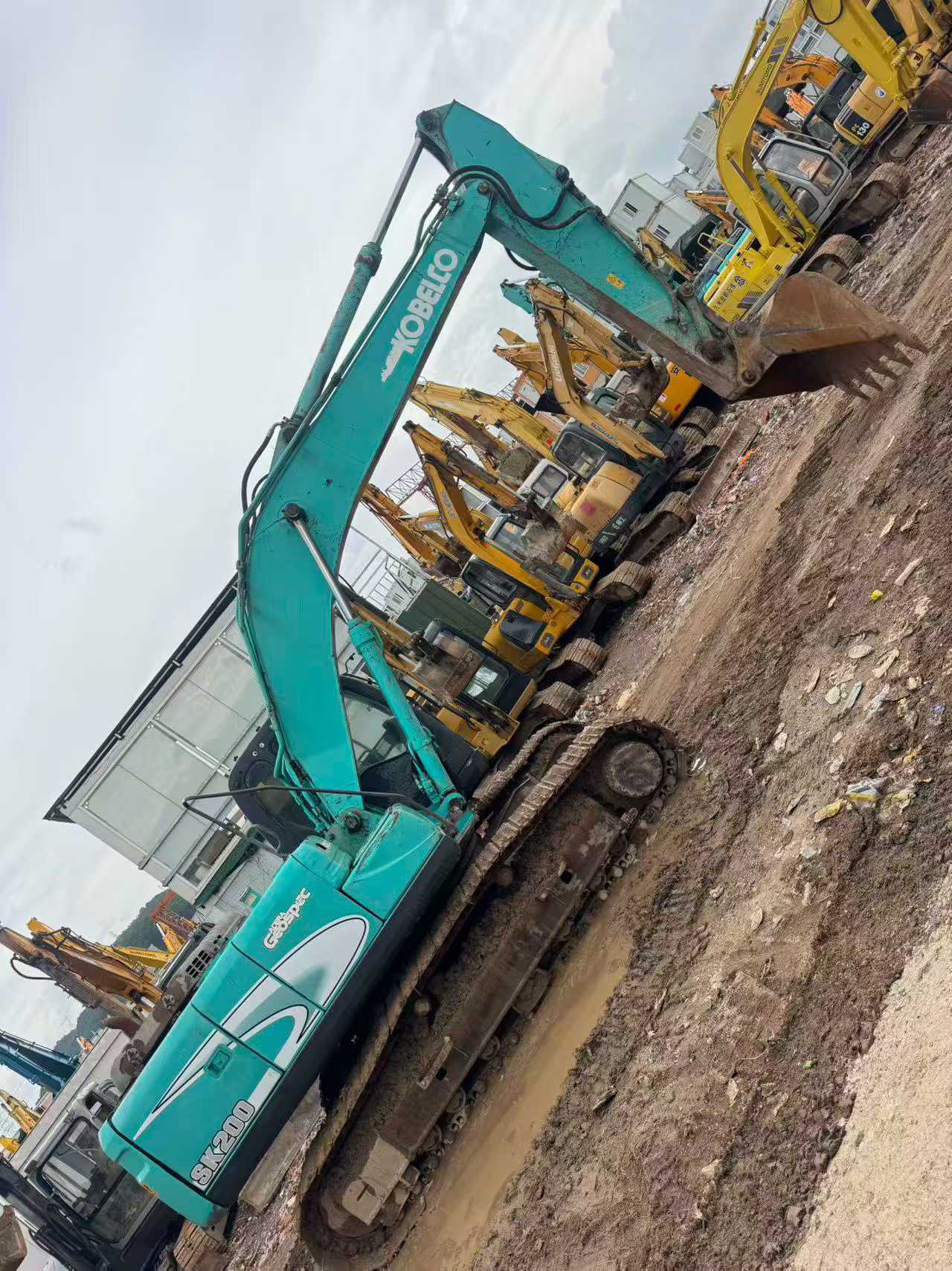 Buy Kobelco SK2008 Used Excavator / 4 Buy Kobelco SK2008 Used Excavator / 4