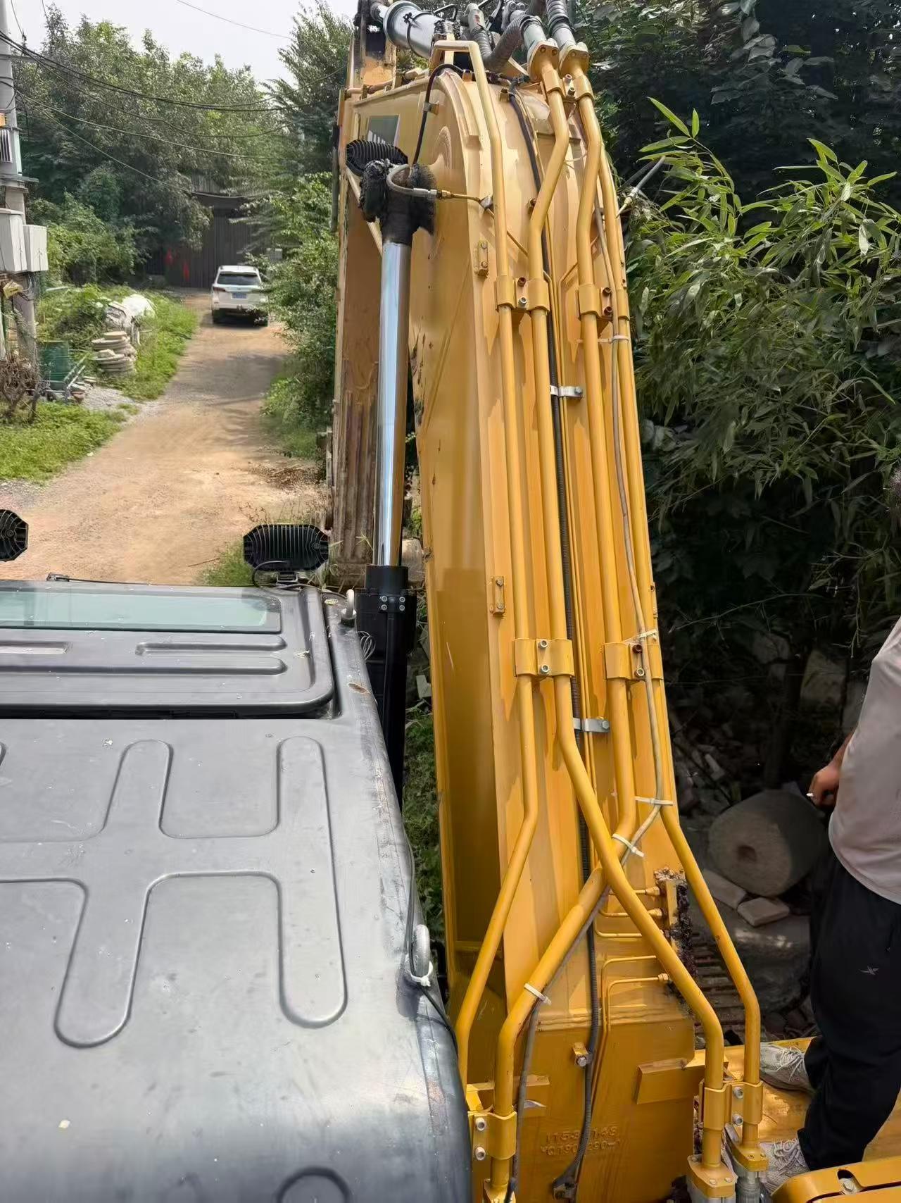 Buy Sany SY215C Used Excavator / 5 Buy Sany SY215C Used Excavator / 5