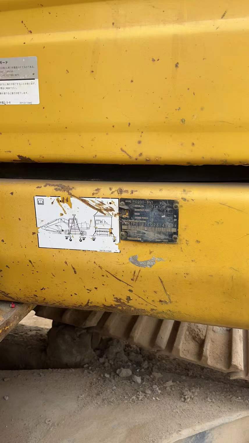Buy Komatsu PC200 Used Excavator / 8