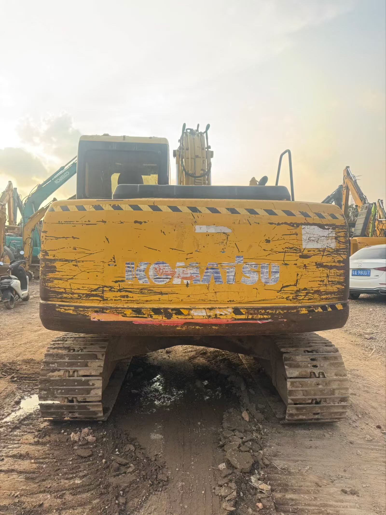 Buy Komatsu PC130-7 Used Excavator / 9 Buy Komatsu PC130-7 Used Excavator / 9