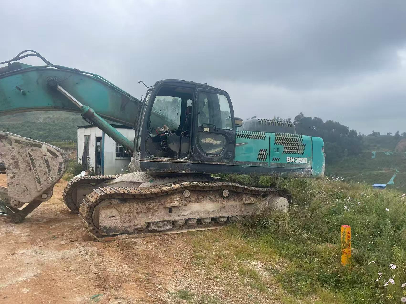Buy Kobelco SK350-8 Used Excavator / 1