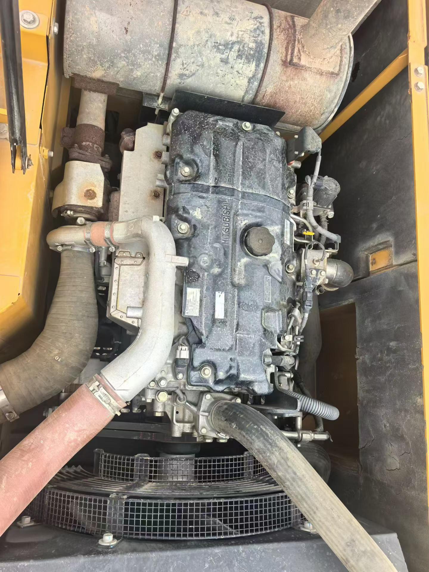 Buy Sany SY215C Used Excavator / 5 Buy Sany SY215C Used Excavator / 5
