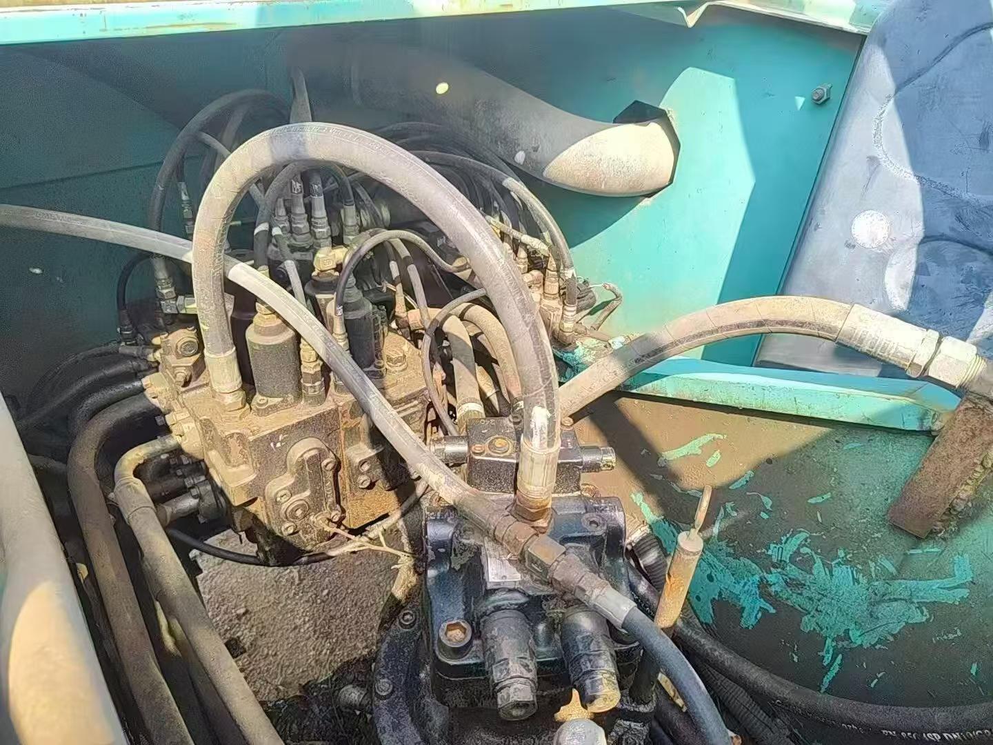 Buy Kobelco SK210 Used Excavator / 2 Buy Kobelco SK210 Used Excavator / 2