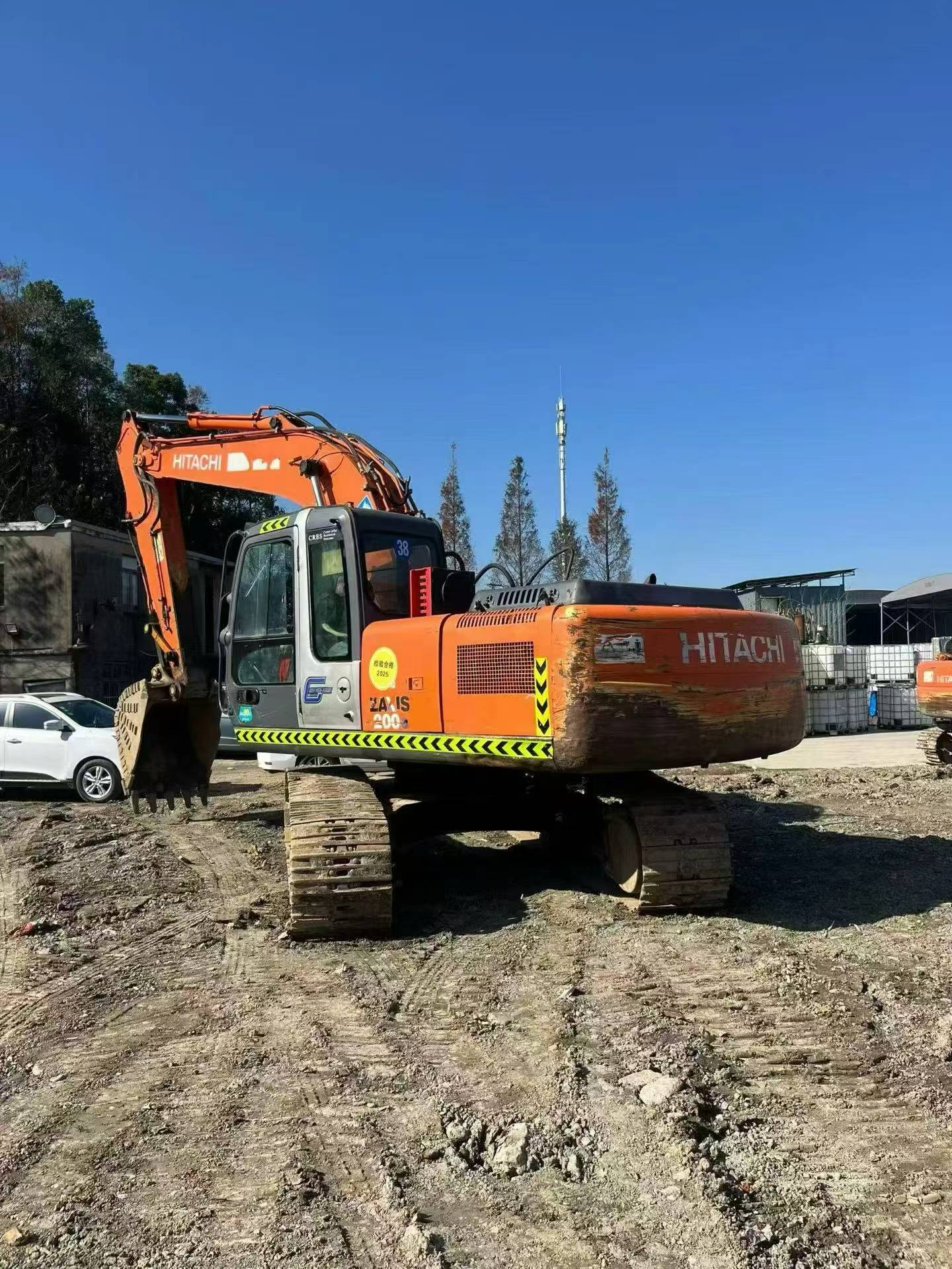 Buy Hitachi EX200 Used Excavator / 2 Buy Hitachi EX200 Used Excavator / 2