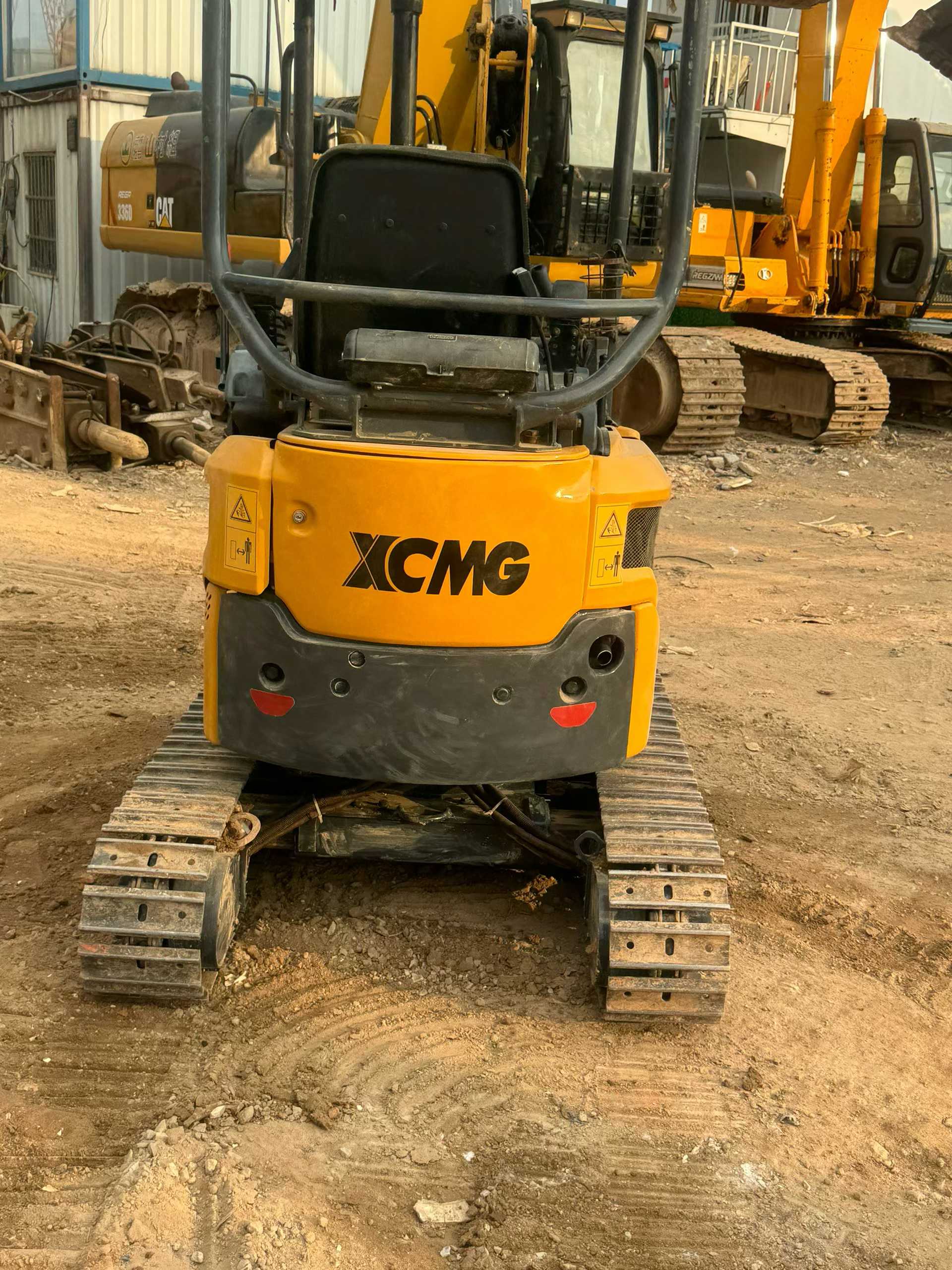 Buy XCMG XE17U Used Excavator / 2