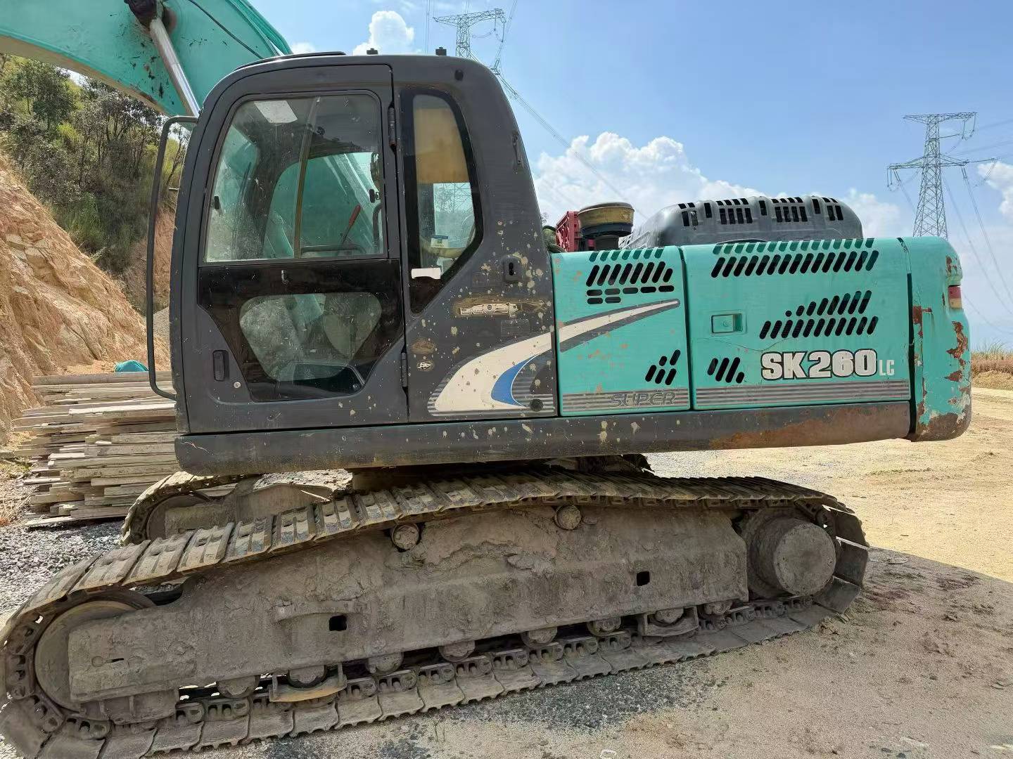 Buy Kobelco SK250 Used Excavator / 2 Buy Kobelco SK250 Used Excavator / 2