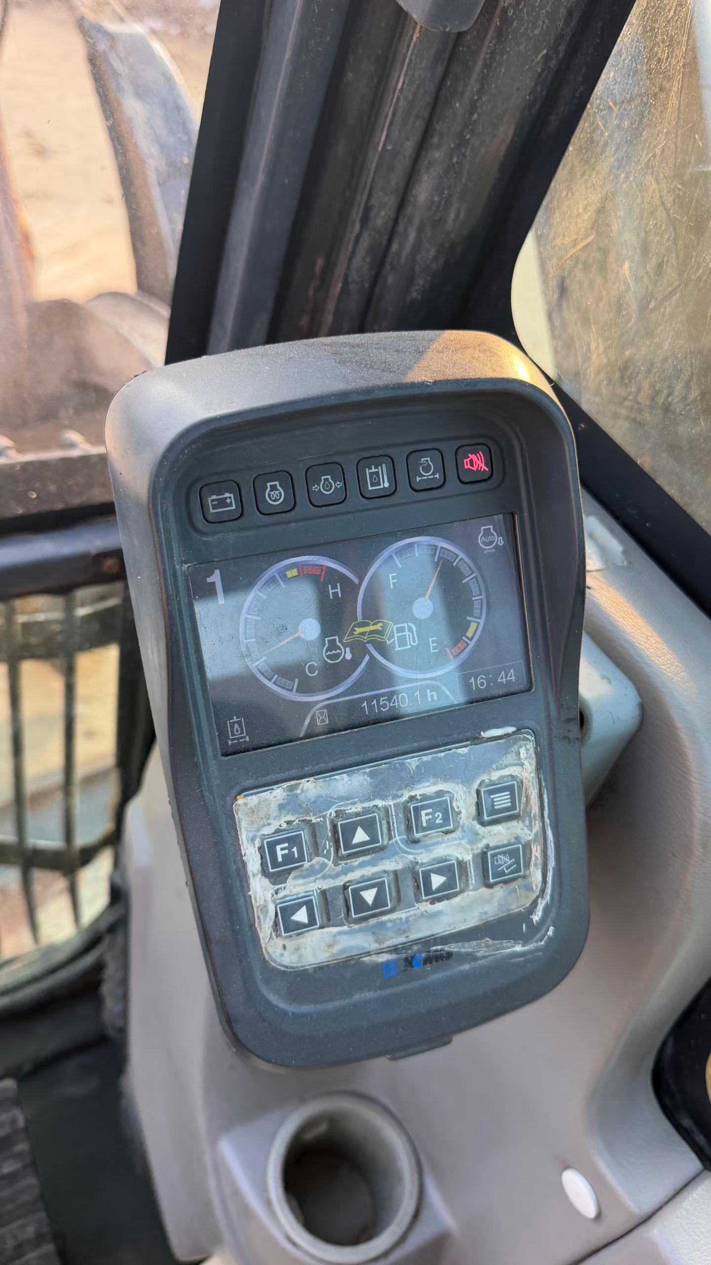 Buy XCMG XE80 Used Excavator / 6