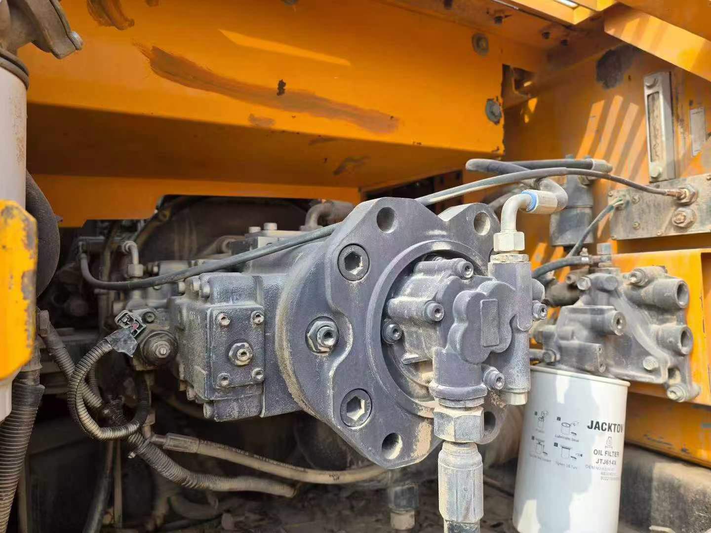 Buy Sany SY215C-8 Used Excavator / 4