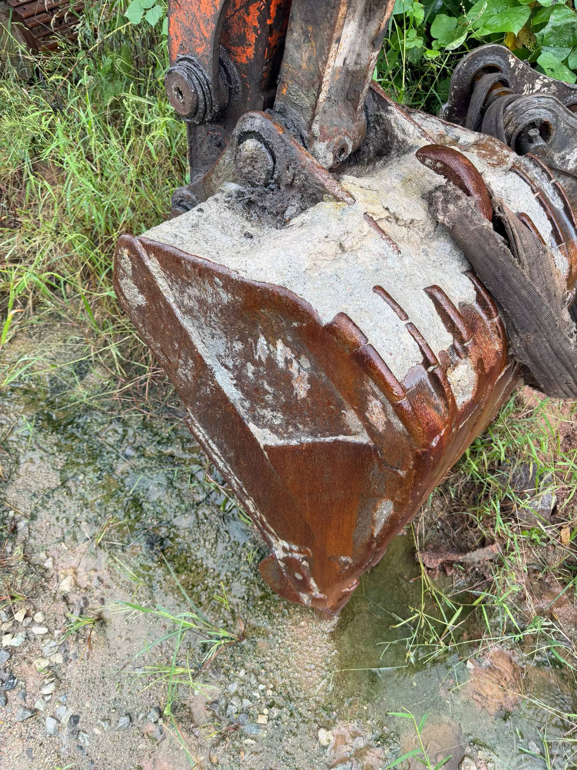 Buy Doosan DH60-7 Used Excavator / 9 Buy Doosan DH60-7 Used Excavator / 9