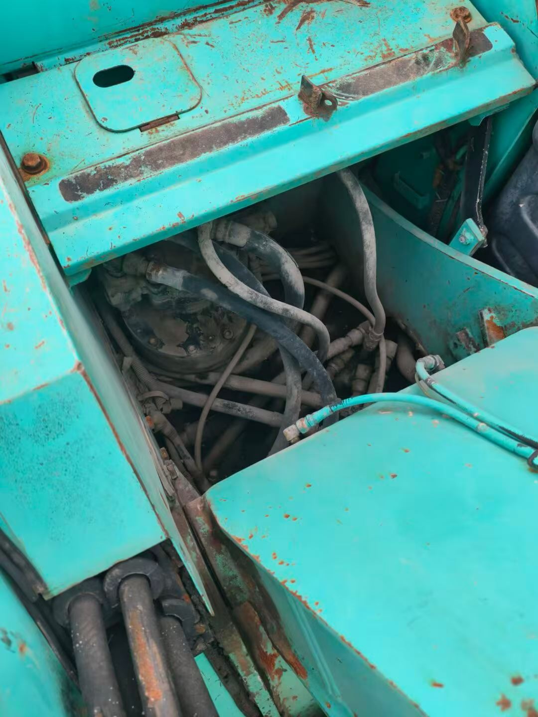 Buy Kobelco SK115SR Used Excavator / 3 Buy Kobelco SK115SR Used Excavator / 3