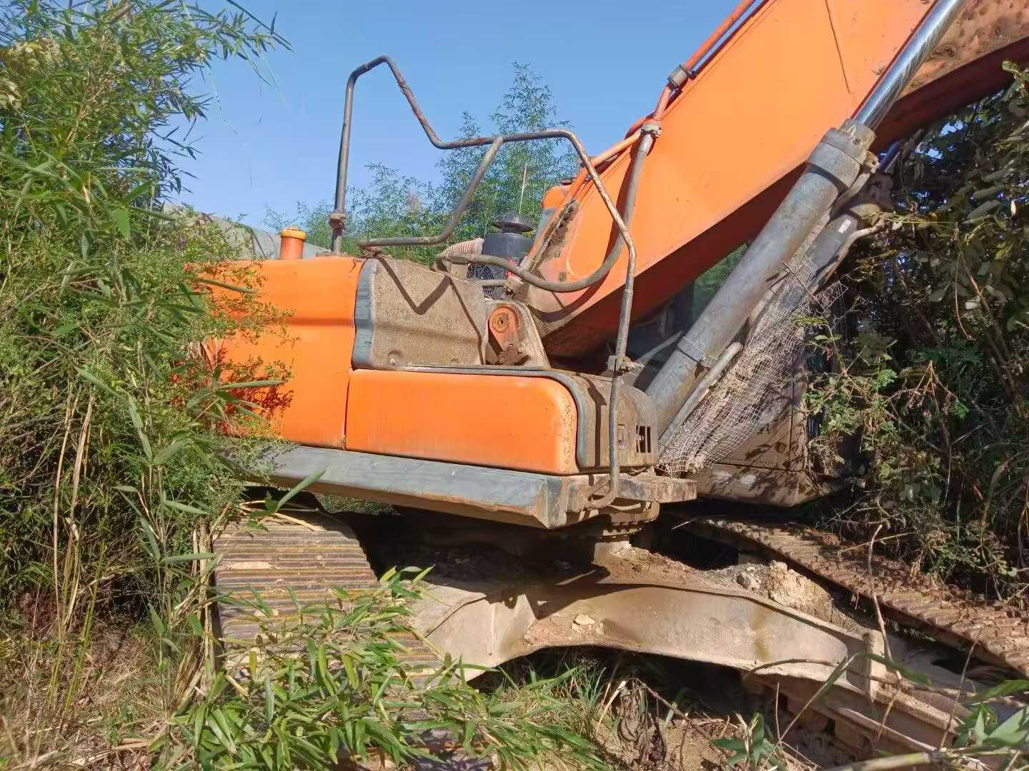 Buy Doosan DX380 Used Excavator / 2