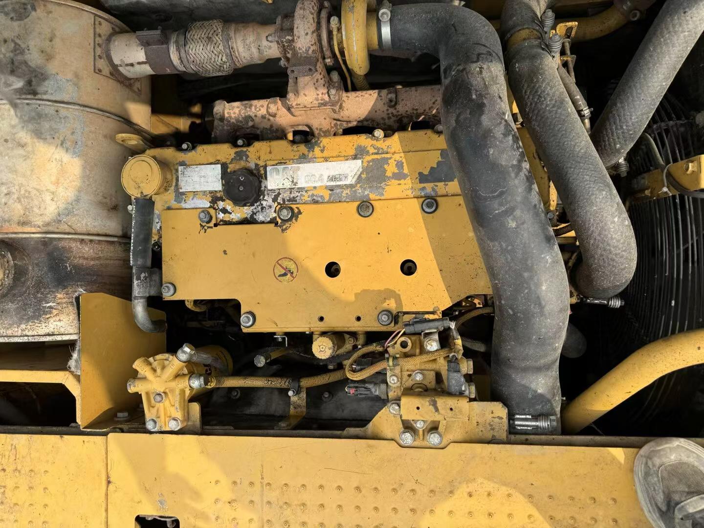 Buy Caterpillar 320D Used Excavator / 9