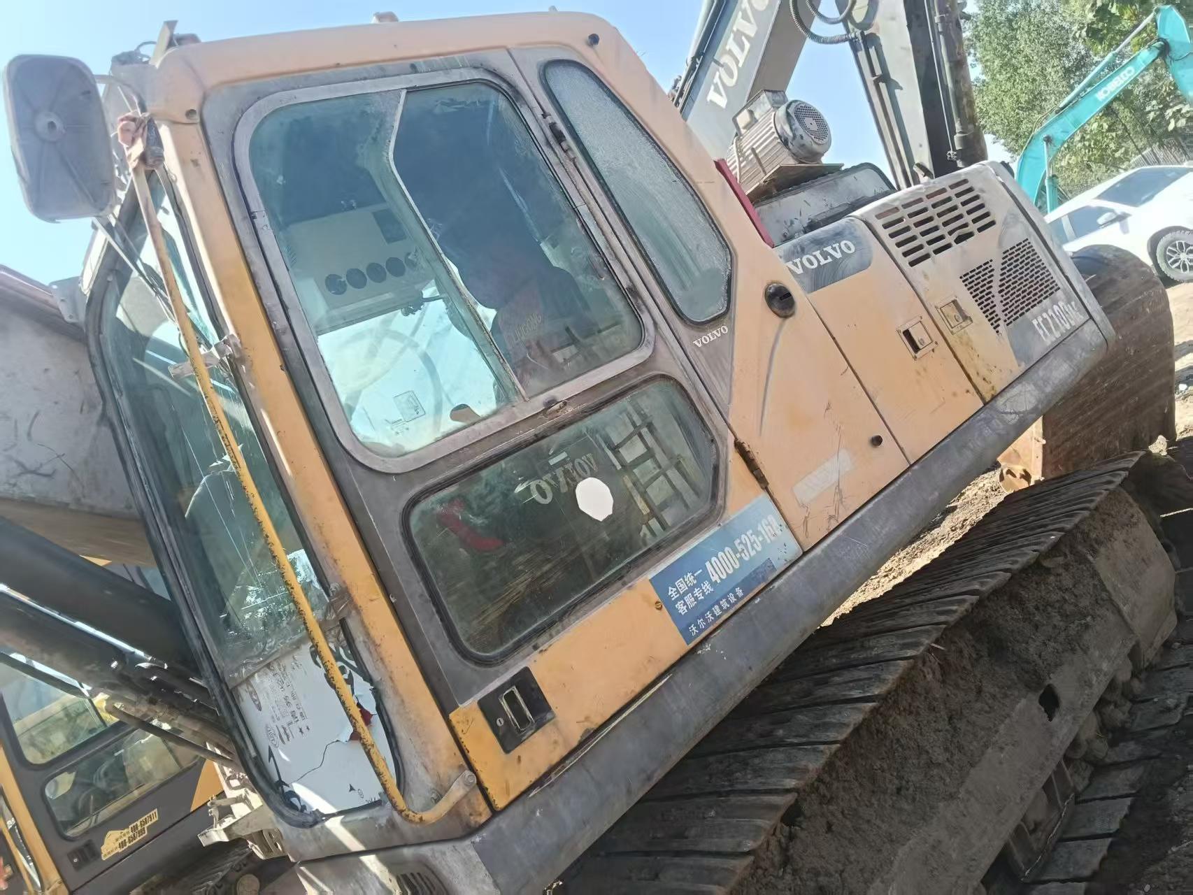 Buy Volvo EC210B Used Excavator / 2 Buy Volvo EC210B Used Excavator / 2