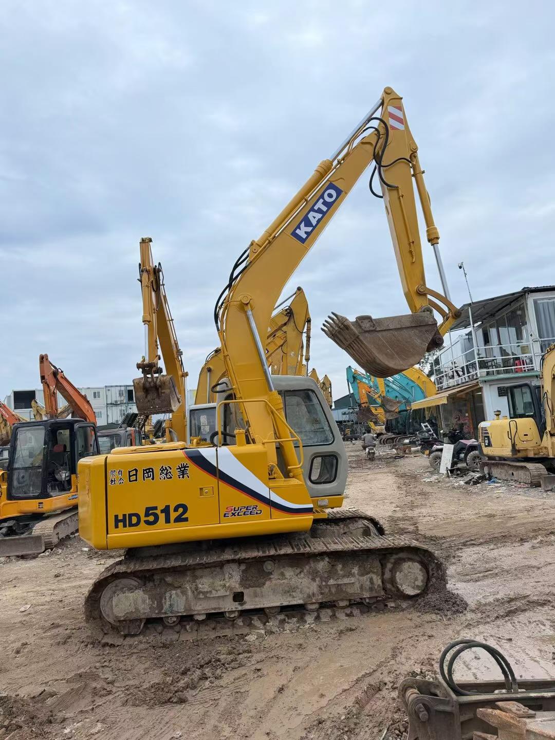 Buy Kato HD512-6 Used Excavator / 2