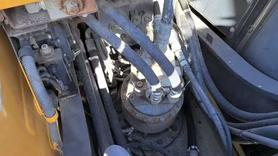 Buy Kato HD820-7 Used Excavator / 4 Buy Kato HD820-7 Used Excavator / 4