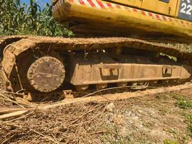 Buy Komatsu PC220-8 Used Excavator / 3 Buy Komatsu PC220-8 Used Excavator / 3