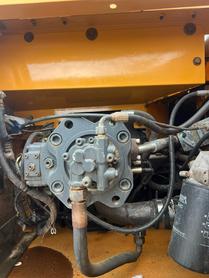 Buy Sany SY215C-8 Used Excavator / 4 Buy Sany SY215C-8 Used Excavator / 4