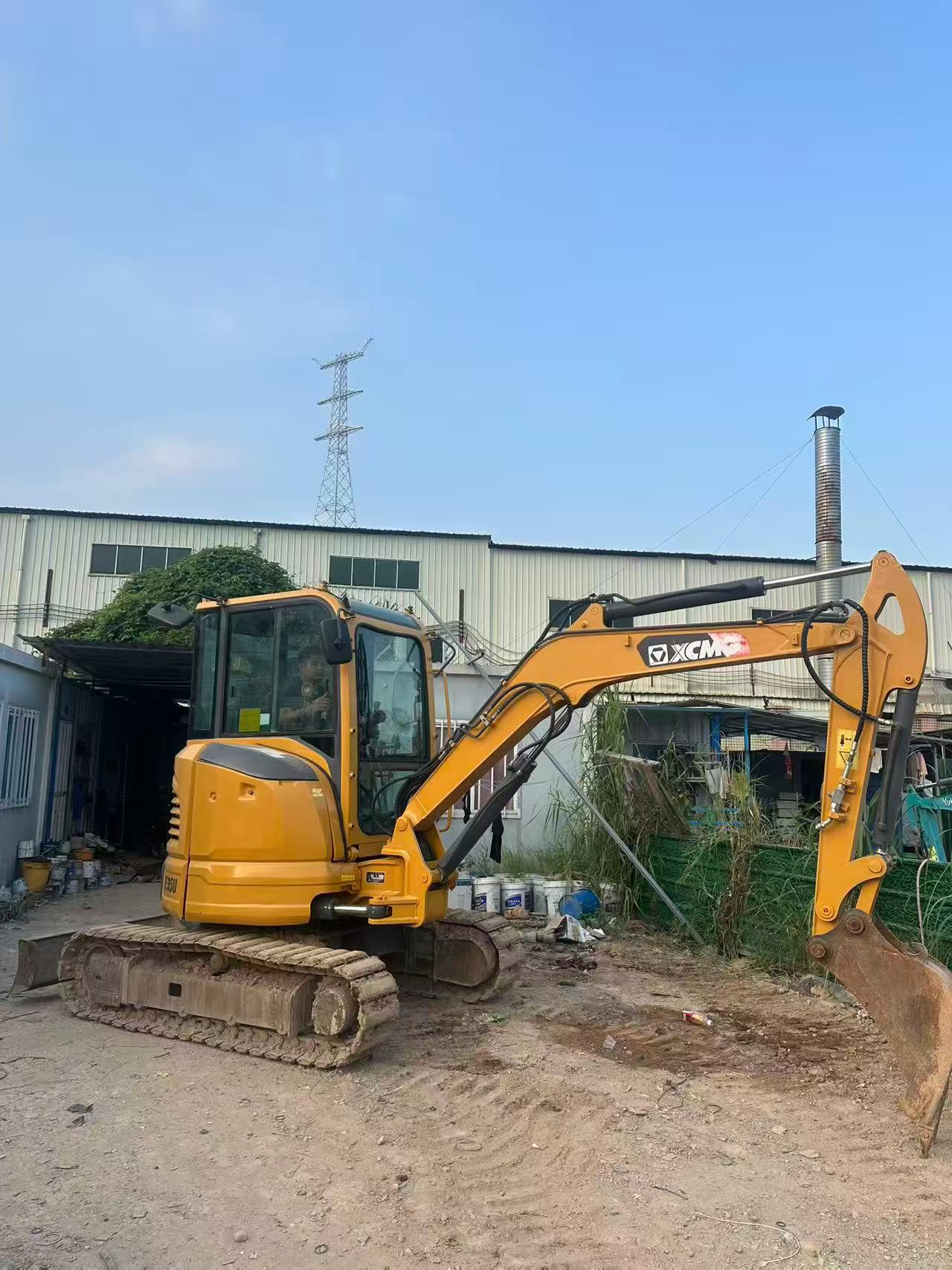 Buy XCMG XE35U Used Excavator / 2