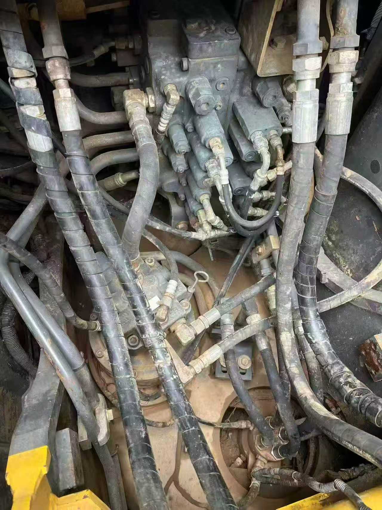 Buy Sumitomo SH120 Used Excavator / 8