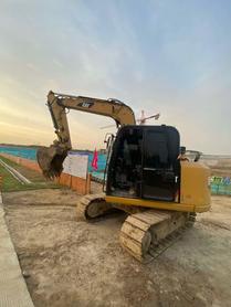Buy Caterpillar 320E Used Excavator / 2 Buy Caterpillar 320E Used Excavator / 2
