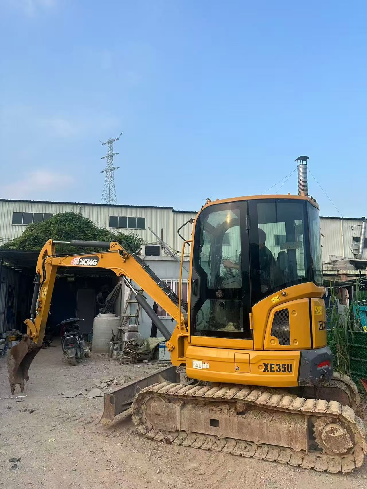 Buy XCMG XE35U Used Excavator / 3